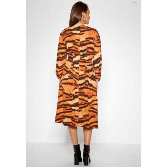 Tiger Print Dress Animal Viscose US 4 Or Small - Picture 2 of 9
